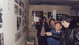 共同赞叹